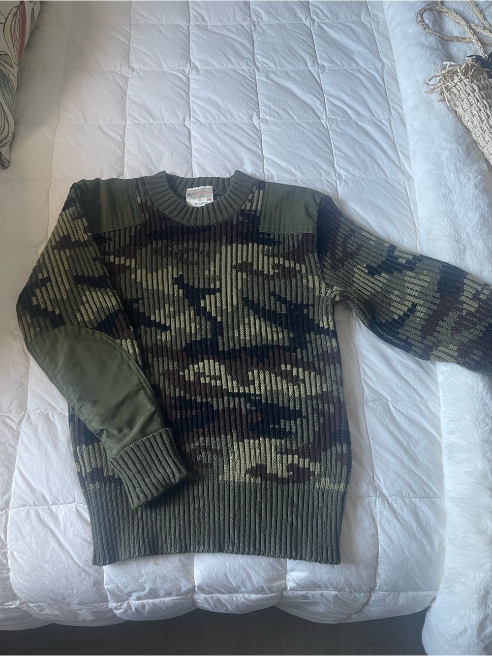 Camouflage Ribbed Crewneck Sweater - Olive Green